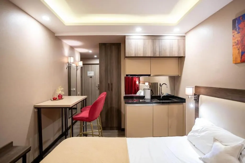 Valentine Style Studio Batumi Apartment
